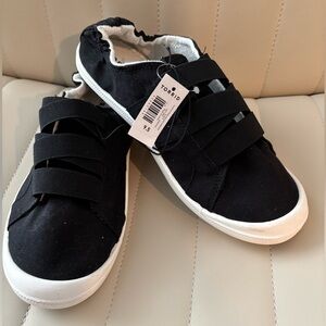 Torrid Black Runched Slip-on Shoes